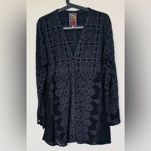 JOHNNY WAS embroidered tunic.